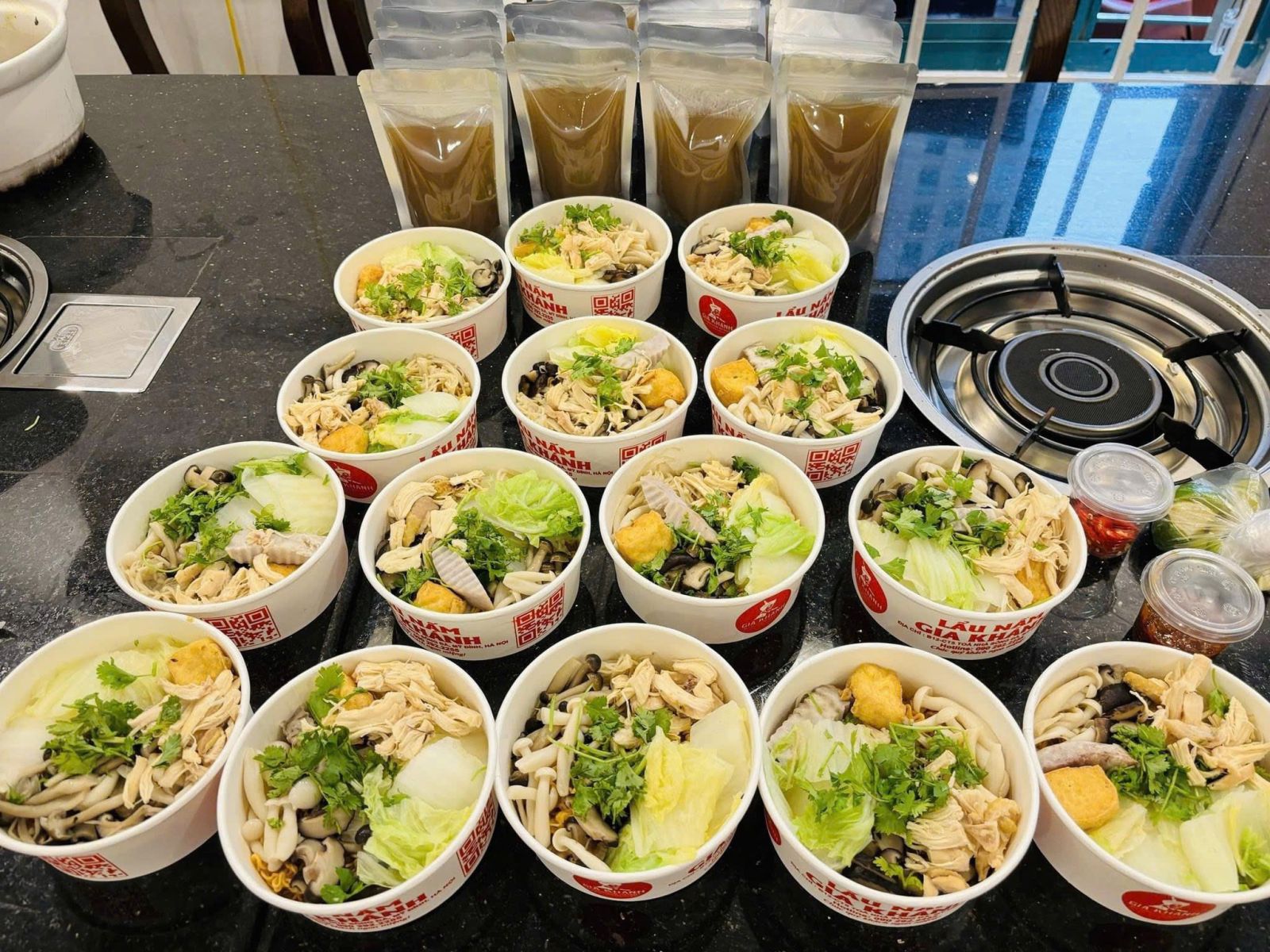 ƯU ĐÃI LẨU CỐC GIA KHÁNH